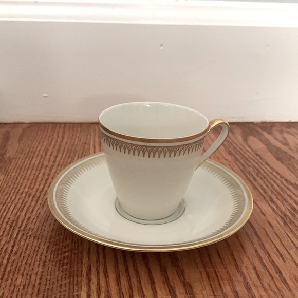 Vintage Demitasse set - Picture 2 of 9
